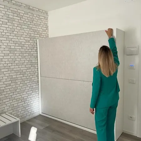 Rosso Conero - Soggiorni Le Grotte 3* Camerano