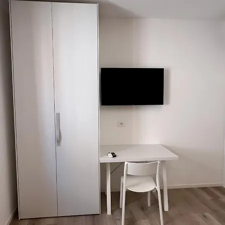 Rosso Conero - Soggiorni Le Grotte